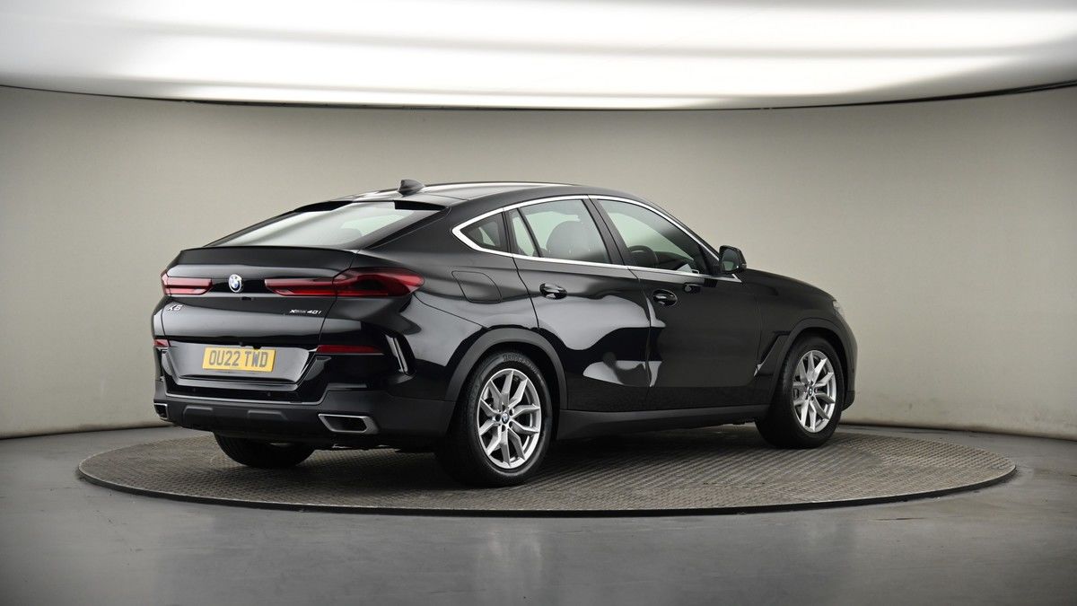 BMW X6 Image 6