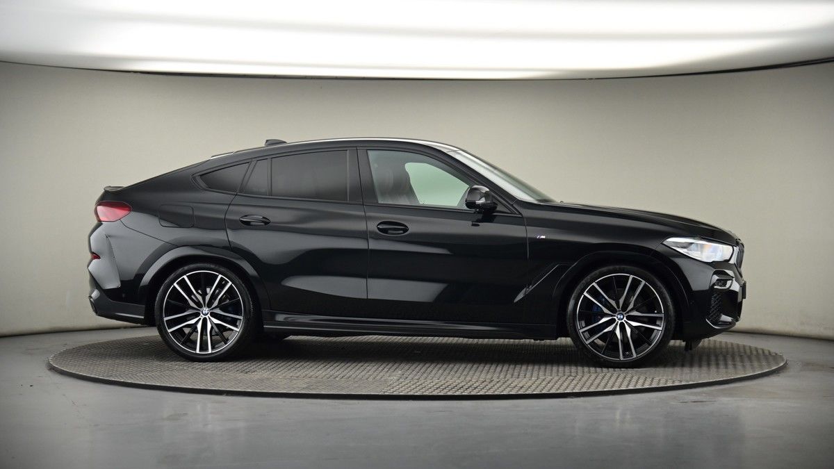 More views of BMW X6