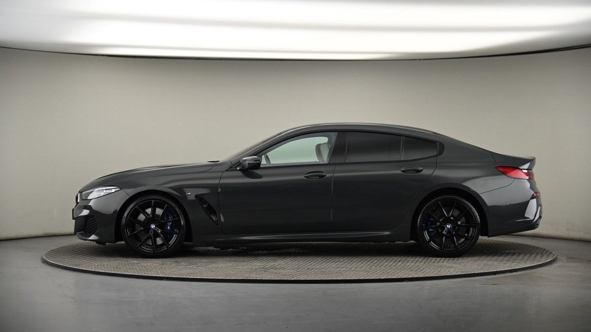 BMW 8 Series Image 18