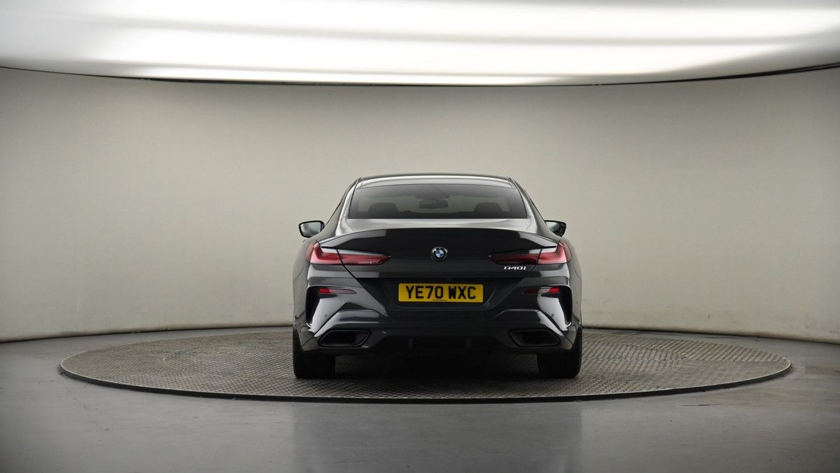 BMW 8 Series Image 16