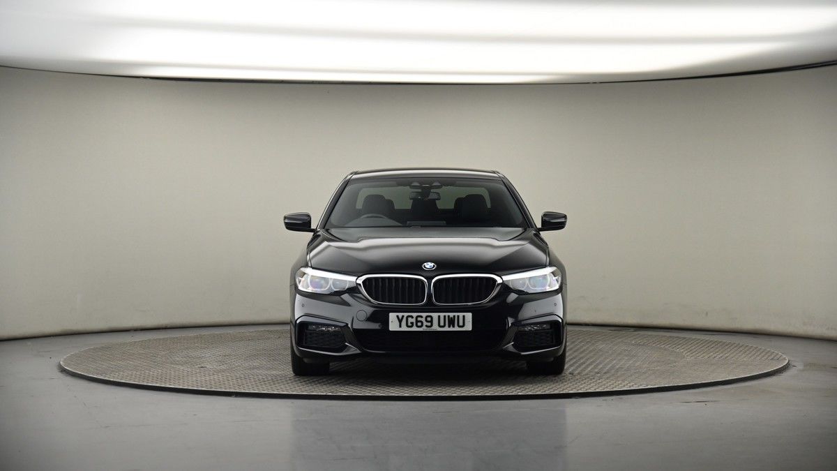 BMW 5 Series Image 17