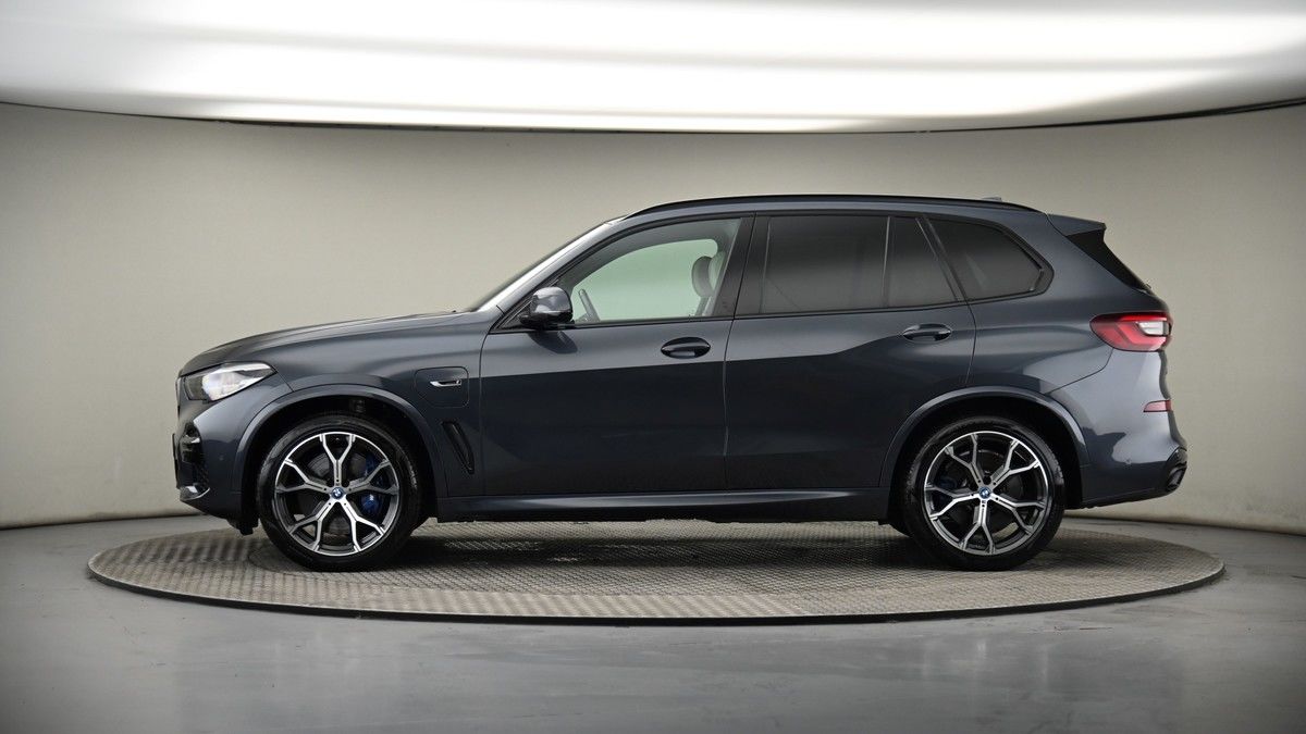 BMW X5 Image 18