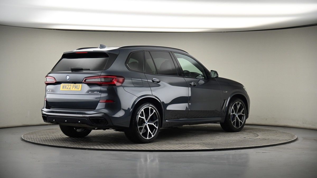 BMW X5 Image 6