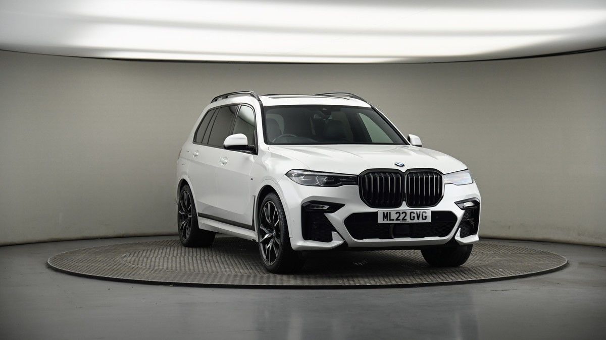 More views of BMW X7