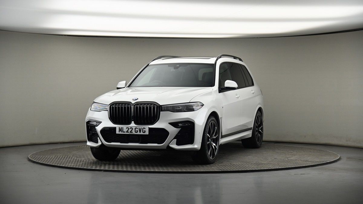 More views of BMW X7