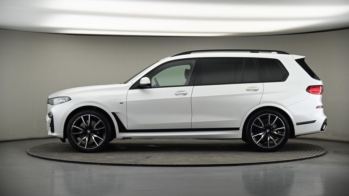 BMW X7 Image 19