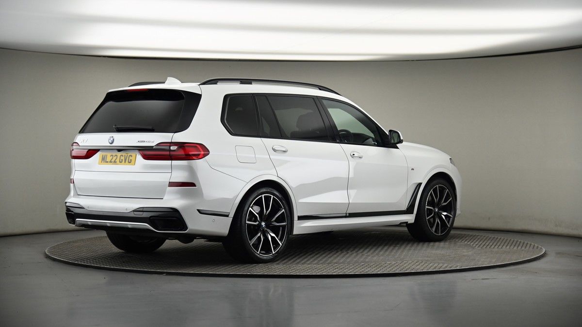 BMW X7 Image 7