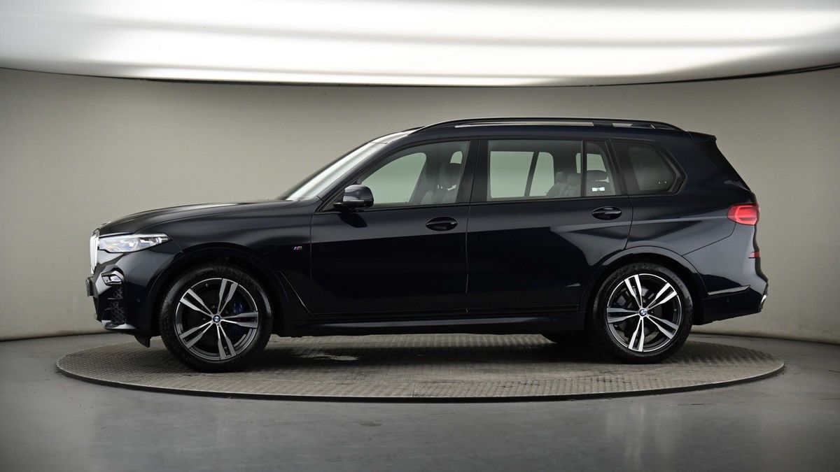More views of BMW X7