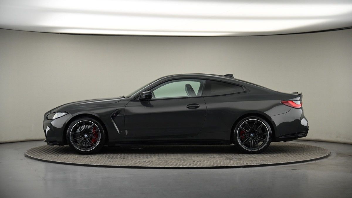 BMW M4 Competition Image 18