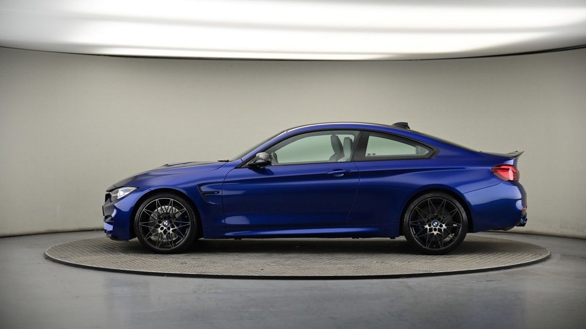 BMW M4 Image 19