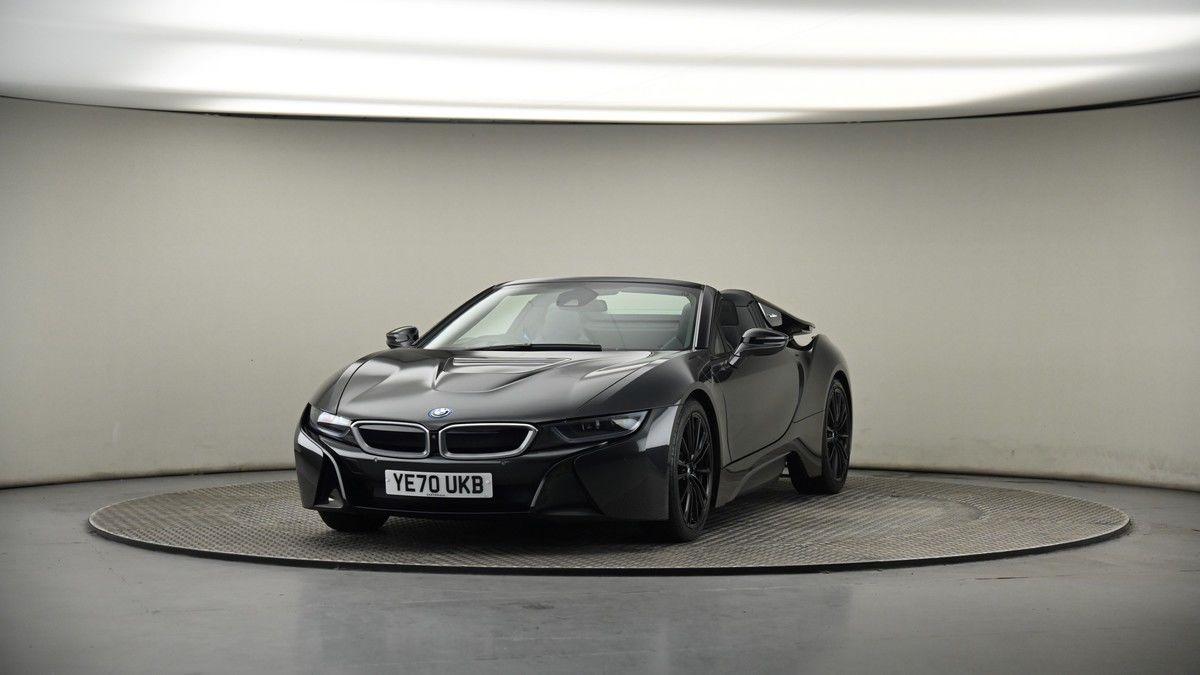 More views of BMW i8
