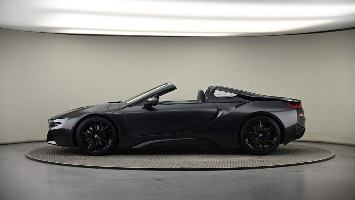 BMW i8 Image 16