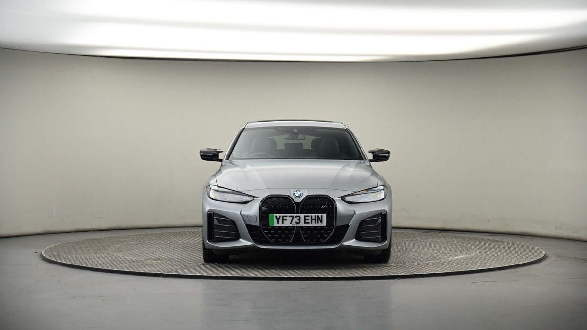 BMW i4 Image 18