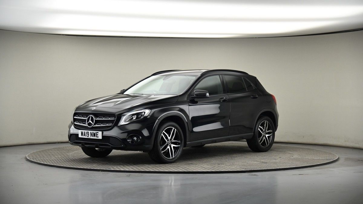 More views of Mercedes-Benz GLA