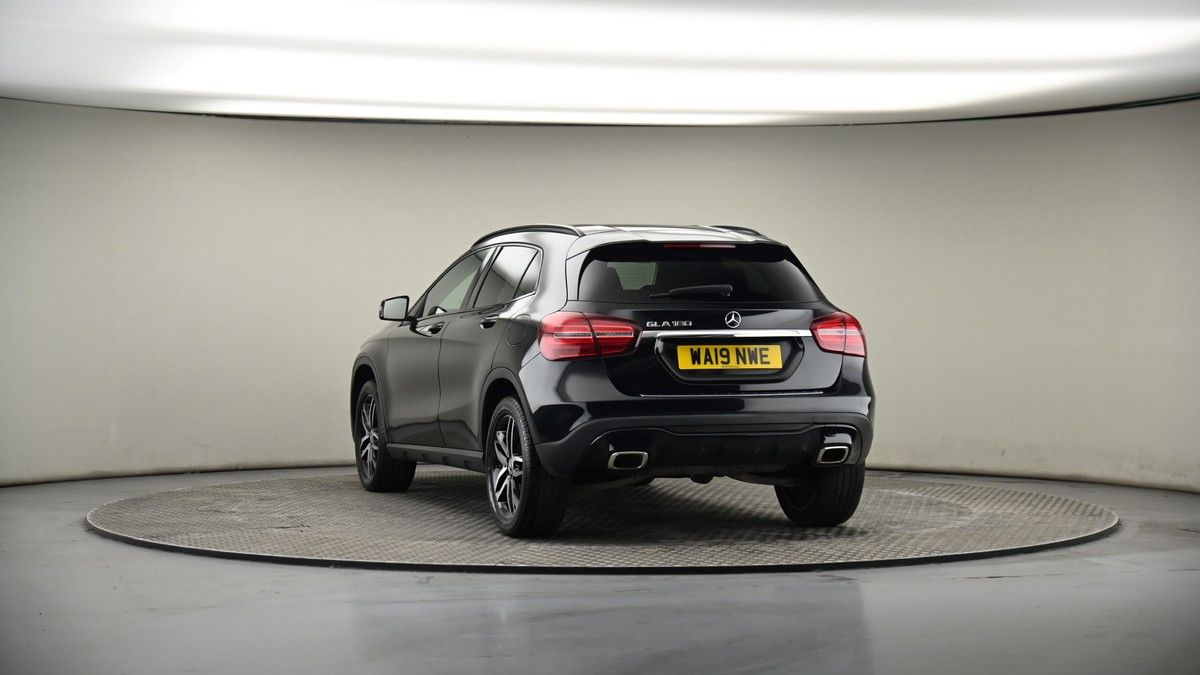 More views of Mercedes-Benz GLA