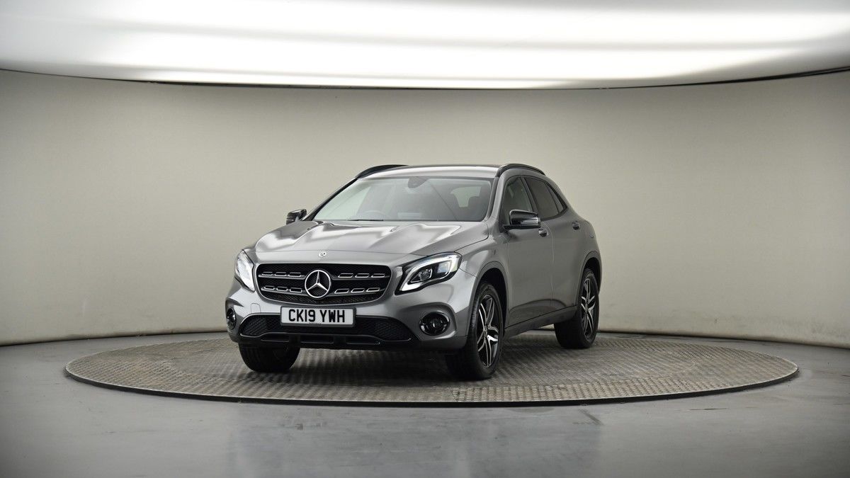 More views of Mercedes-Benz GLA