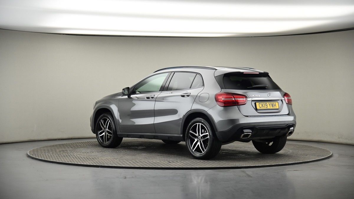 More views of Mercedes-Benz GLA
