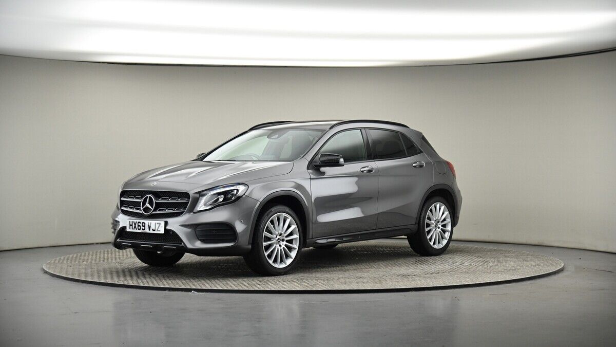 More views of Mercedes-Benz GLA