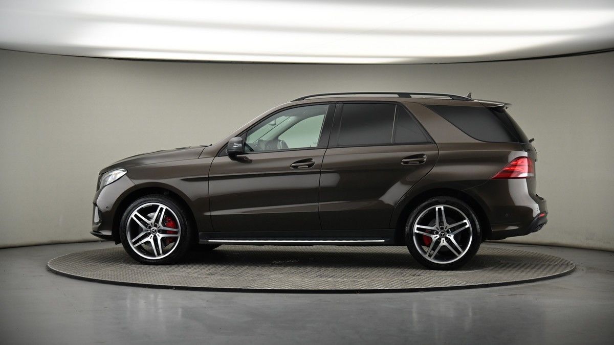 More views of Mercedes-Benz GLE