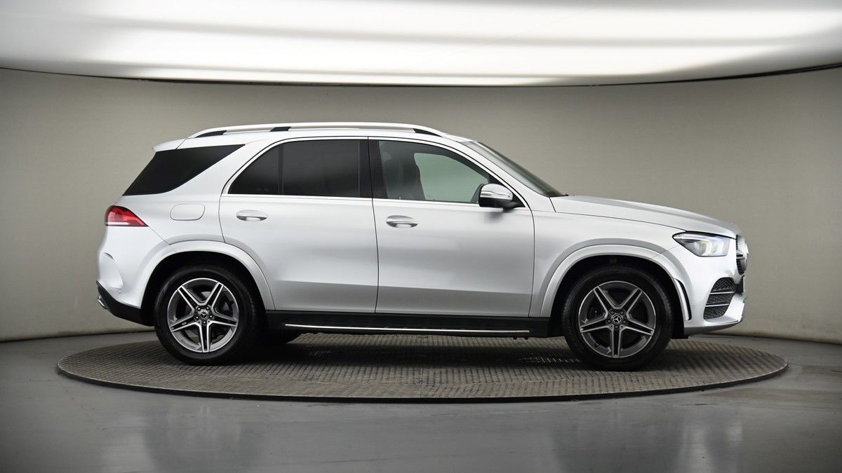 More views of Mercedes-Benz GLE