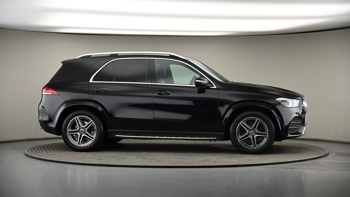 More views of Mercedes-Benz GLE