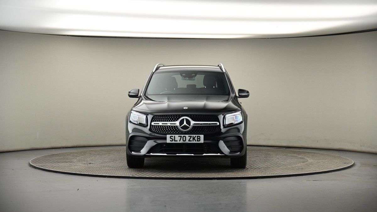 Mercedes-Benz GLB Image 18