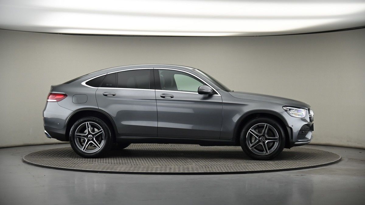 More views of Mercedes-Benz GLC