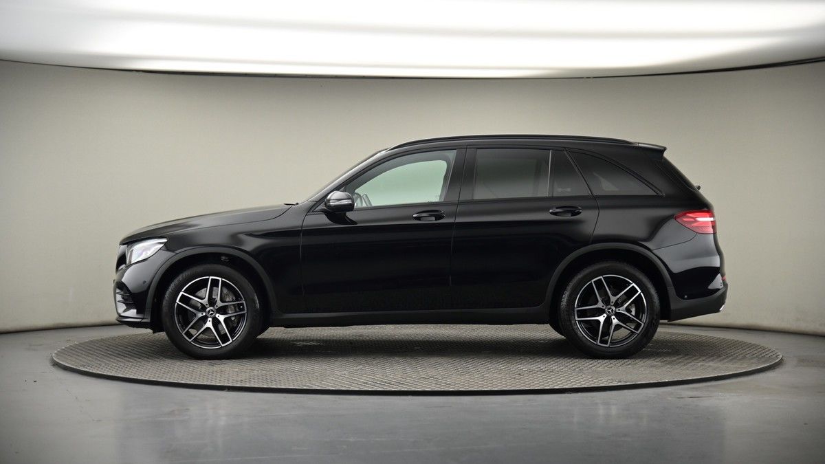 Mercedes-Benz GLC Image 19