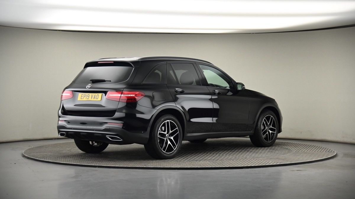 Mercedes-Benz GLC Image 7