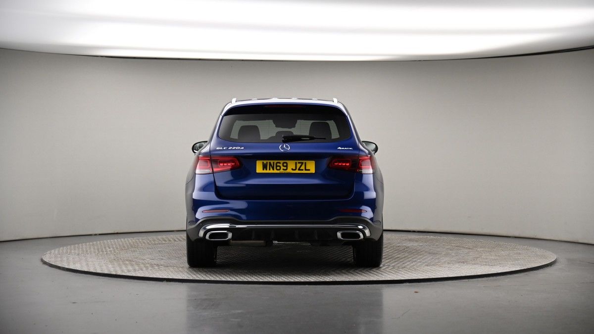 Mercedes-Benz GLC Image 17