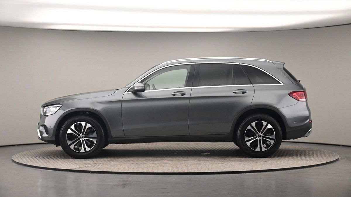 Mercedes-Benz GLC Image 19