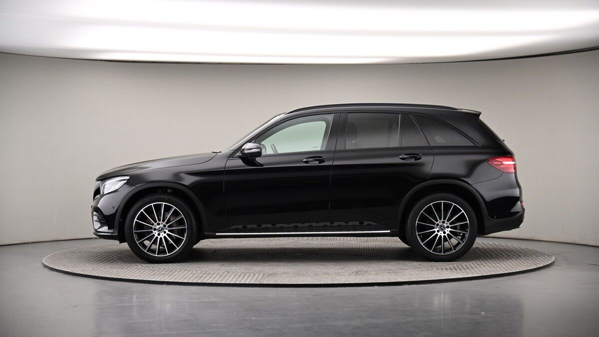 Mercedes-Benz GLC Image 19
