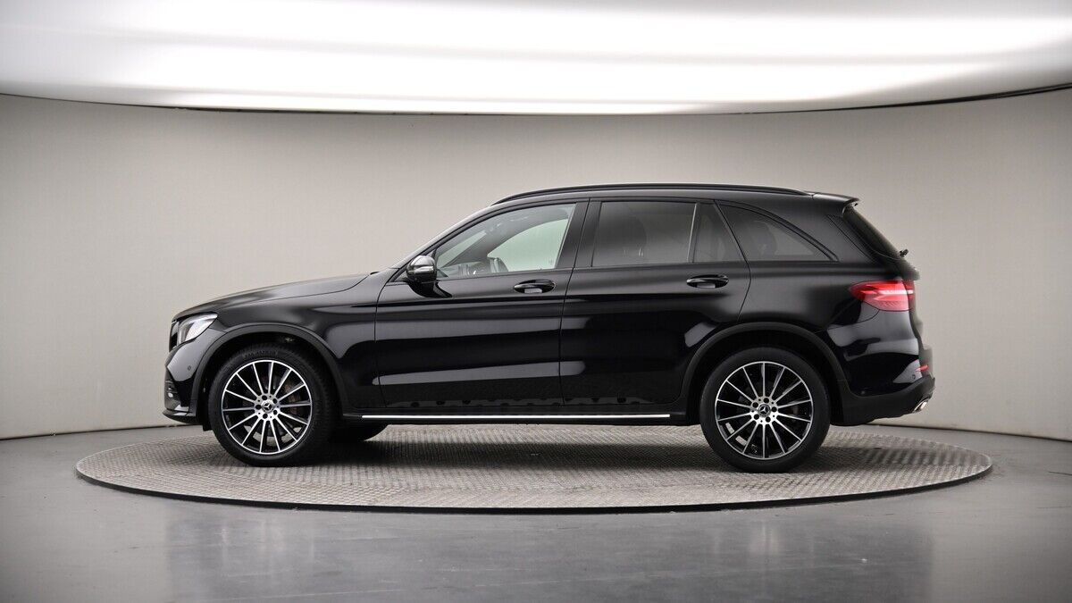 More views of Mercedes-Benz GLC