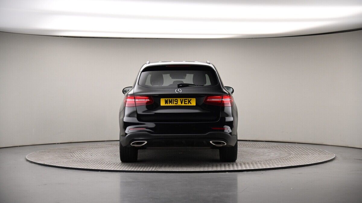 Mercedes-Benz GLC Image 17