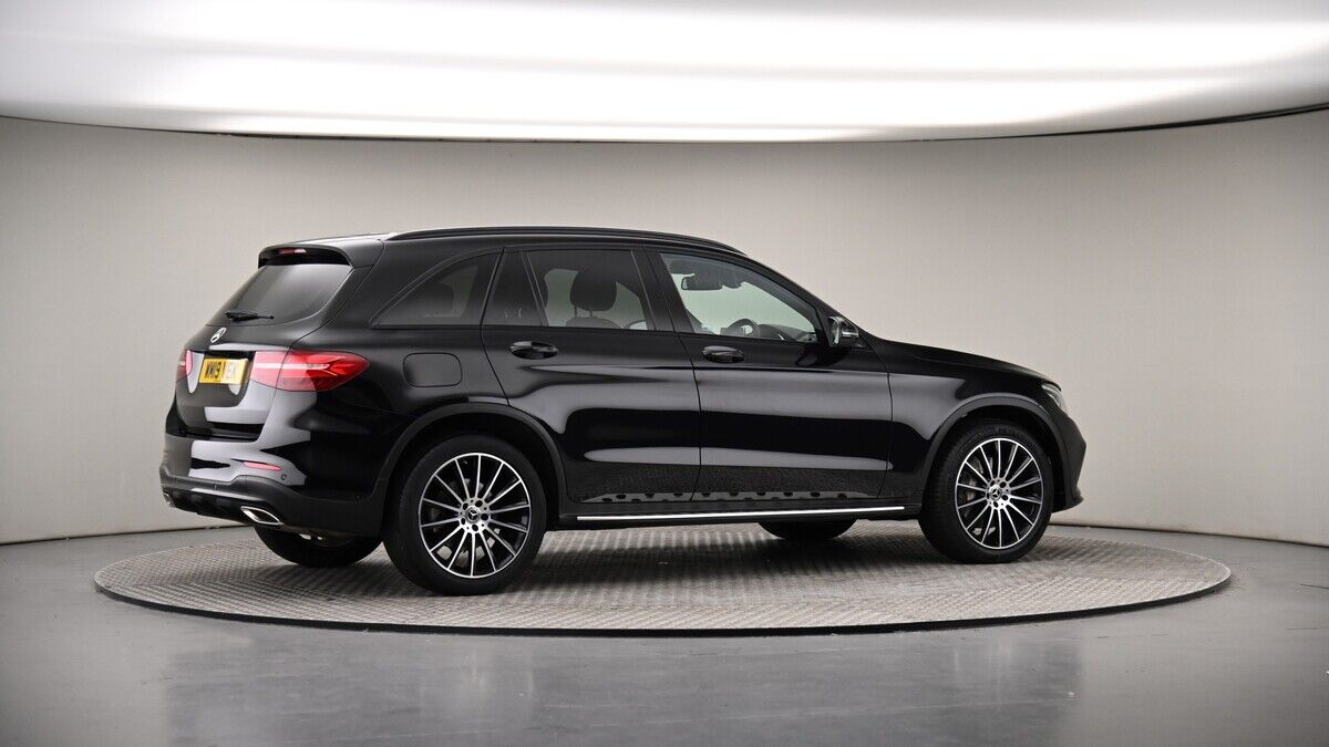 More views of Mercedes-Benz GLC