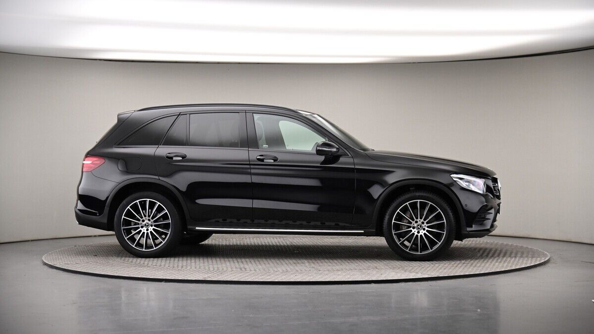 More views of Mercedes-Benz GLC