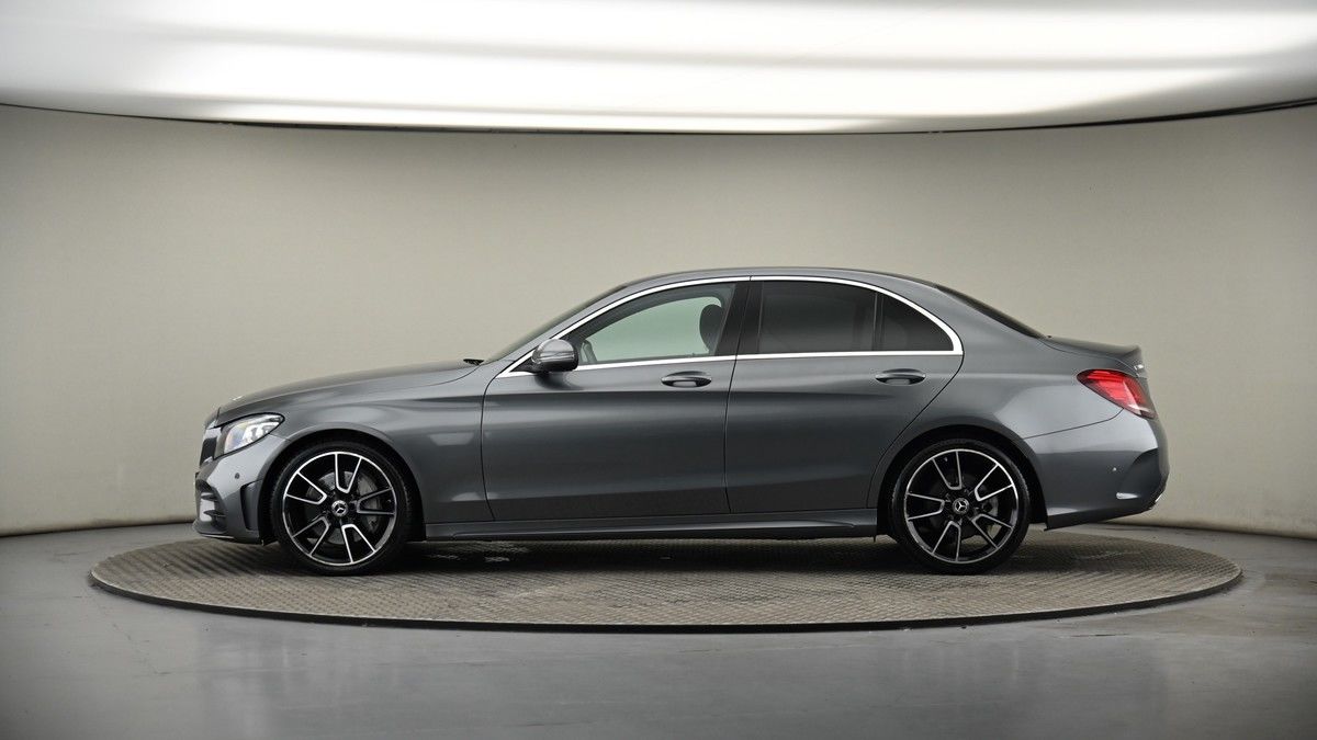 Mercedes-Benz C Class Image 18