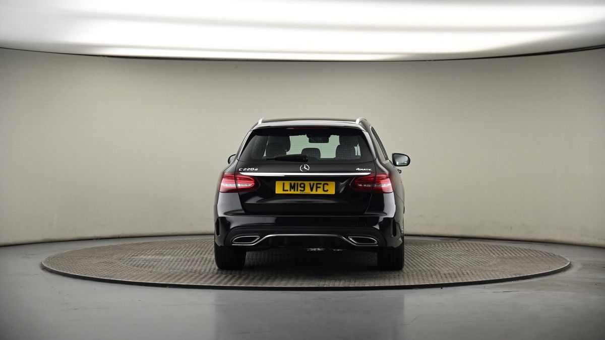 Mercedes-Benz C Class Image 17