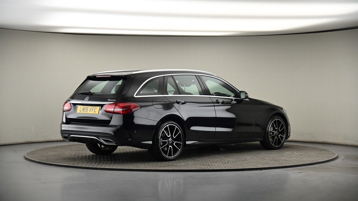 Mercedes-Benz C Class Image 7