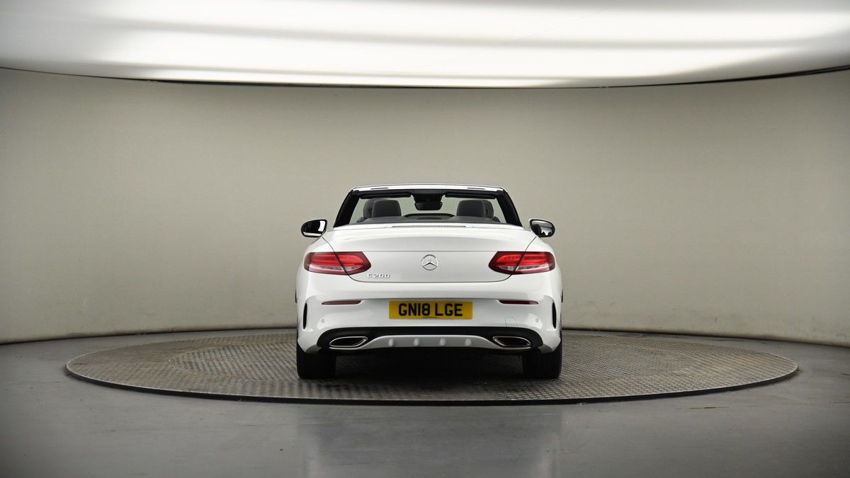 Mercedes-Benz C Class Image 16