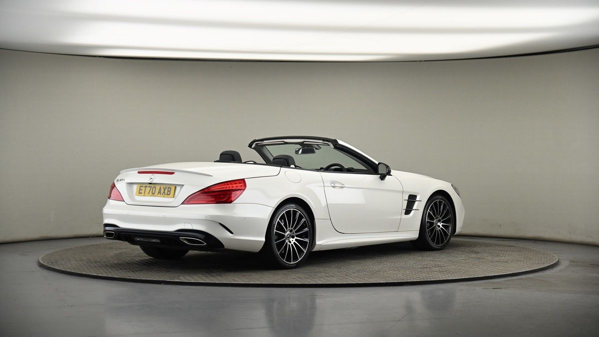 Mercedes-Benz SL Image 6