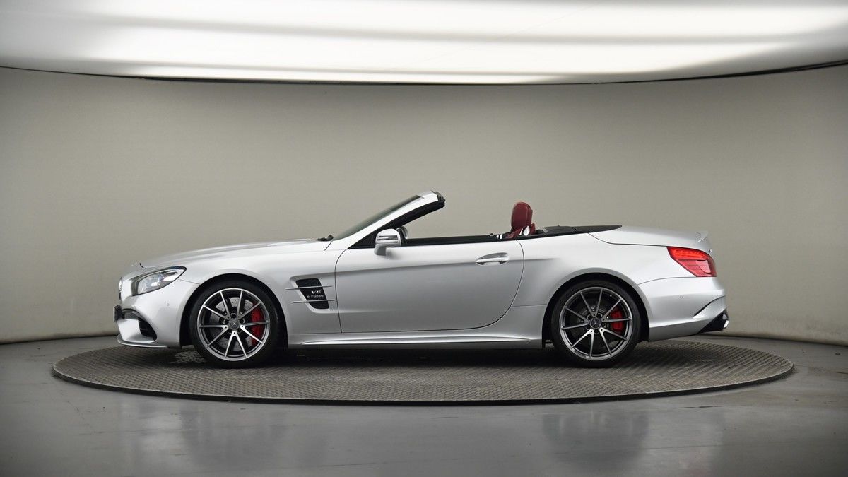 Mercedes-Benz SL Image 19