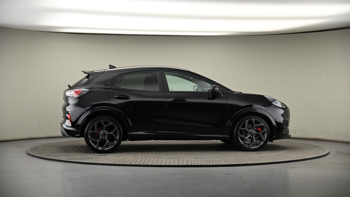 More views of Ford Puma
