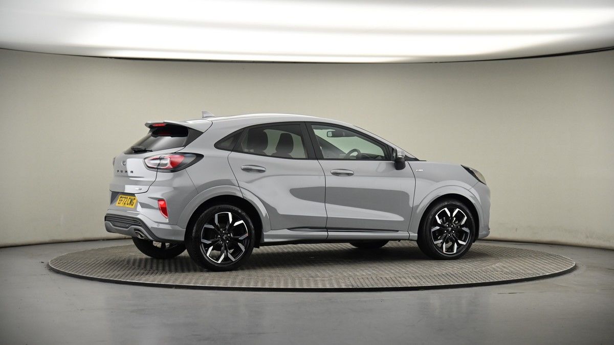 More views of Ford Puma