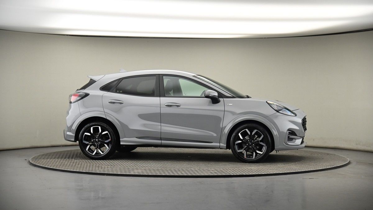 More views of Ford Puma