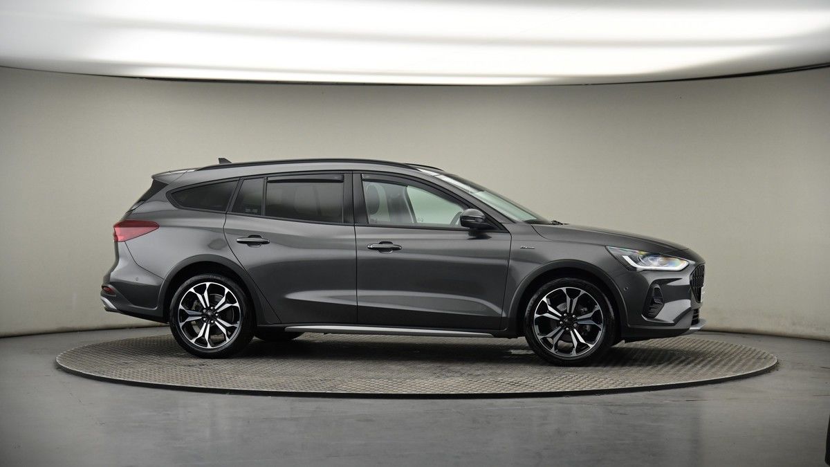 More views of Ford Focus