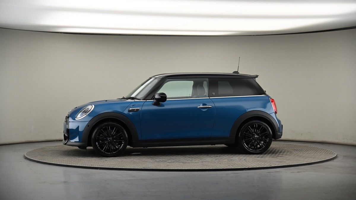 More views of MINI Hatch