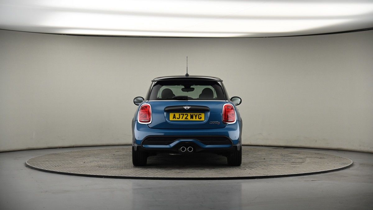 MINI Hatch Image 17