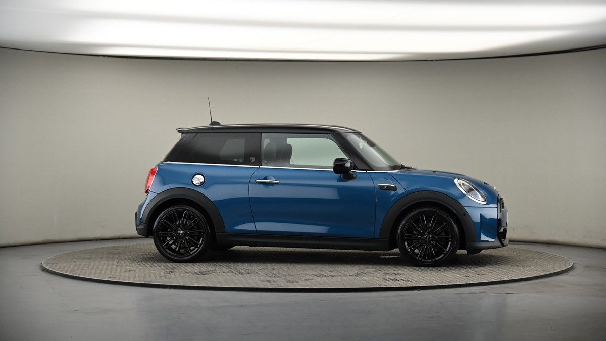 More views of MINI Hatch