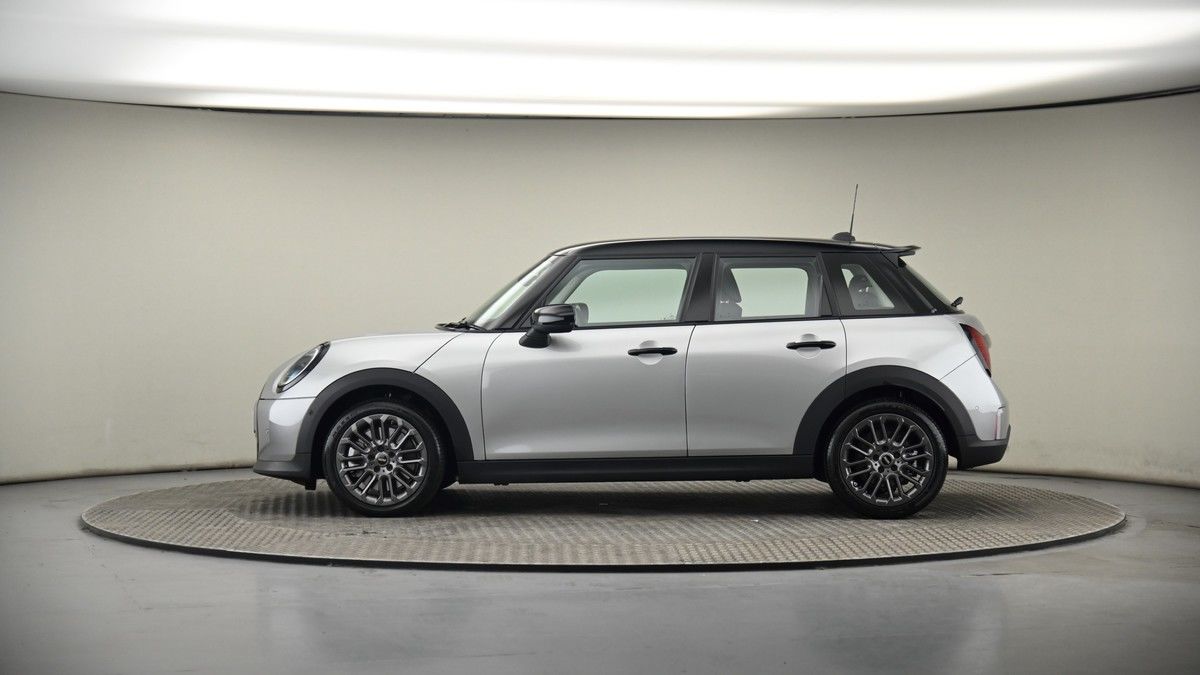 MINI Hatch Image 19